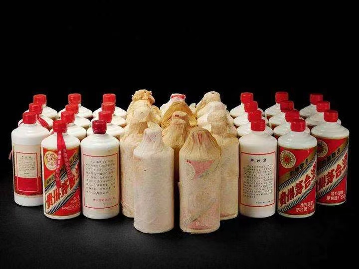 福清日照岚山回收酒价格哪里回收(附近上门回收茅台酒）?